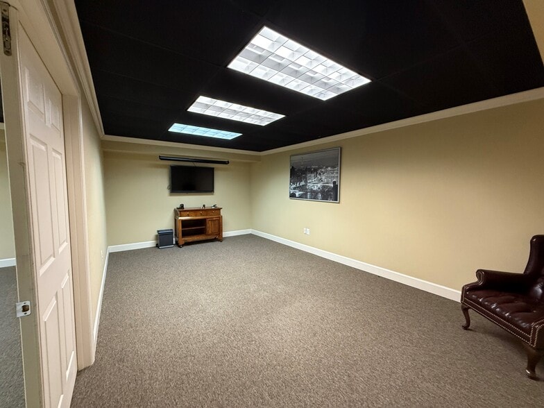 More Photos Of 221 W State Road 434, Longwood Office For Sale