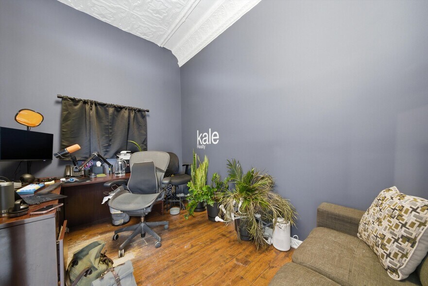 More Photos Of 2447 N Ashland Ave, Chicago Storefront Retail Residential For Lease