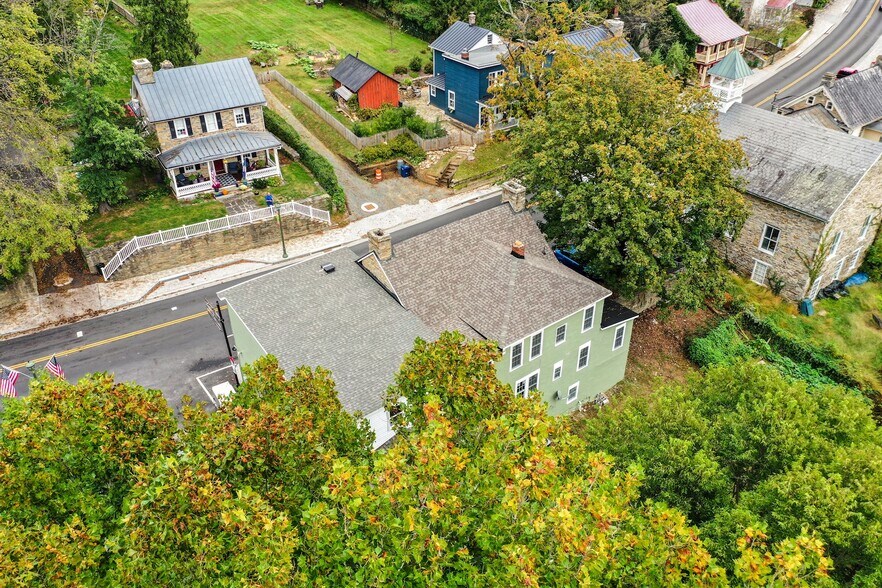 More Photos Of 36939 Charles Town Pike, Hillsboro Convenience Store For Sale