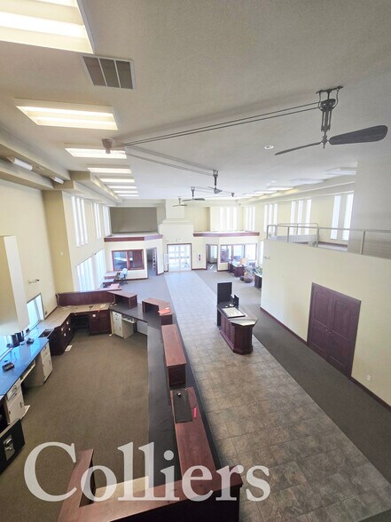 More Photos Of 1715 Pole Line Rd E, Twin Falls General Retail For Sale