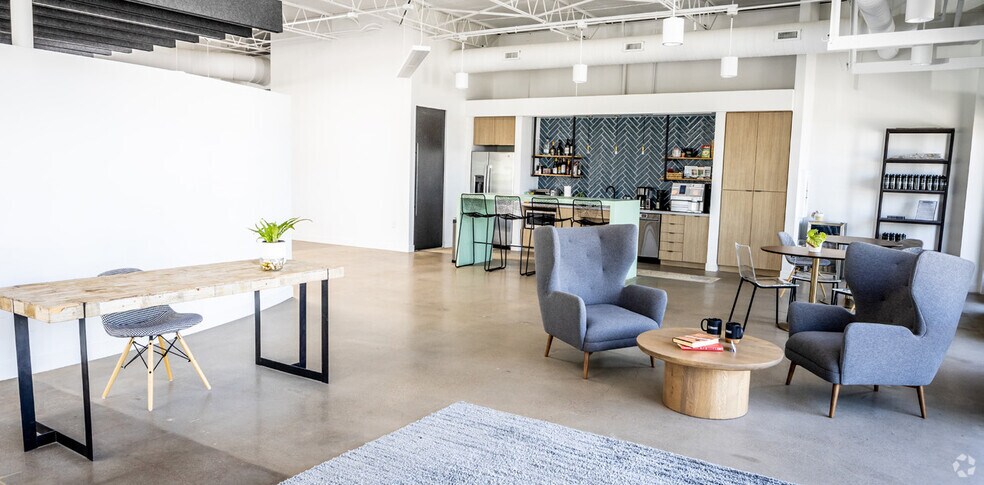 More Photos Of 119-127 Manufacturing St, Dallas Unknown For Lease