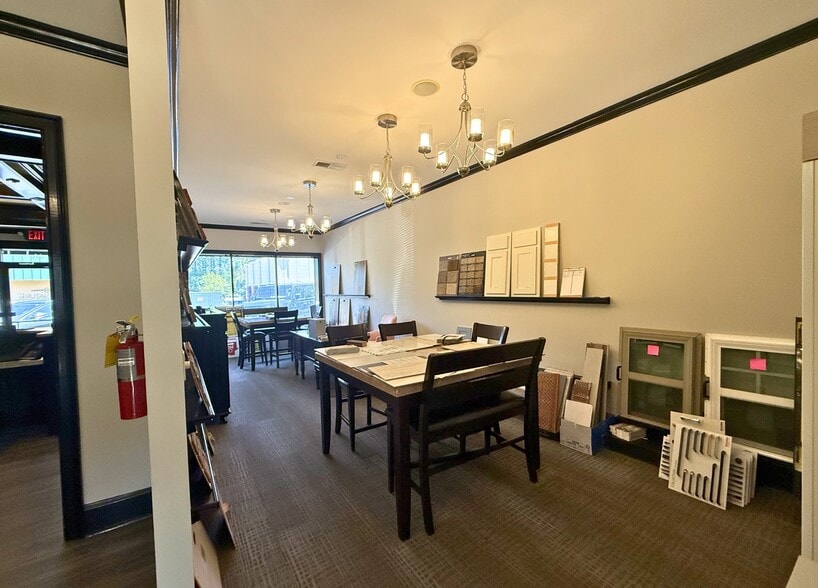 More Photos Of 3149 Atlanta Hwy, Athens Storefront Retail Office For Sale