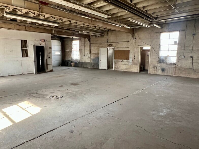 More Photos Of 524 Warren St, Thermopolis Freestanding For Sale
