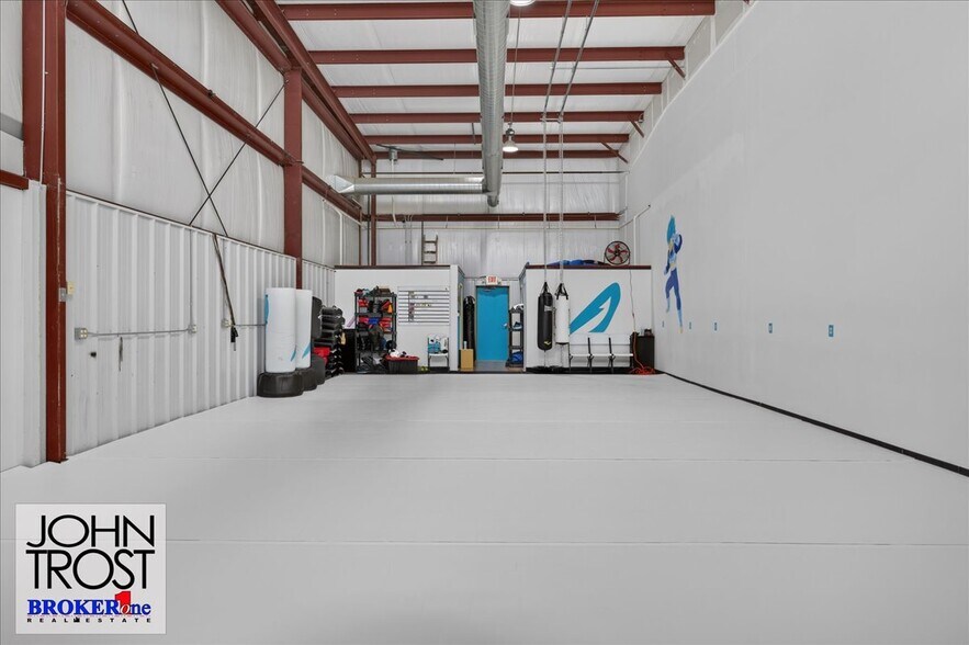 More Photos Of 801 N Center St, Casper Freestanding For Sale