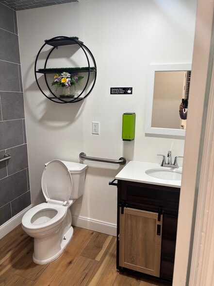 More Photos Of 2-4 E Somerset St, Raritan Storefront Retail Residential For Sale