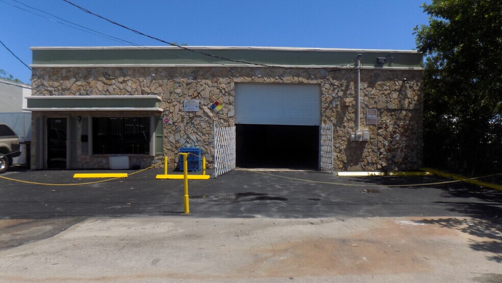 More Photos Of 3000 NW 23rd Ave, Oakland Park Warehouse For Lease