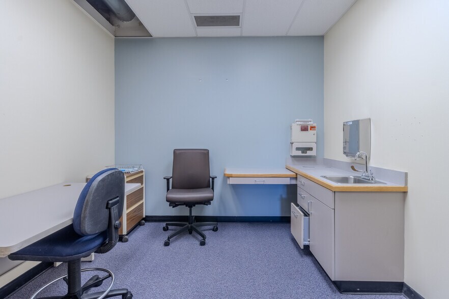 More Photos Of 320 Dayton st, Kennewick Medical For Sale