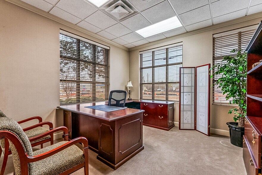 More Photos Of 865 Ga-20/81 Hwy, McDonough Bank For Sale