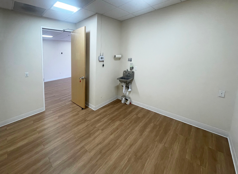 More Photos Of 1241 E Hillsdale Blvd, Foster City Medical For Lease