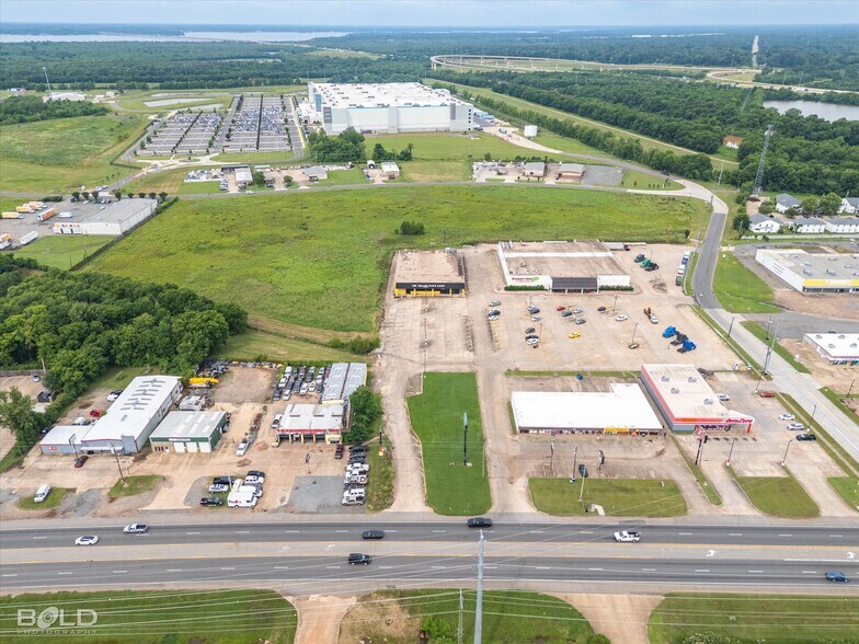 More Photos Of 1837 N Market St, Shreveport General Retail For Sale