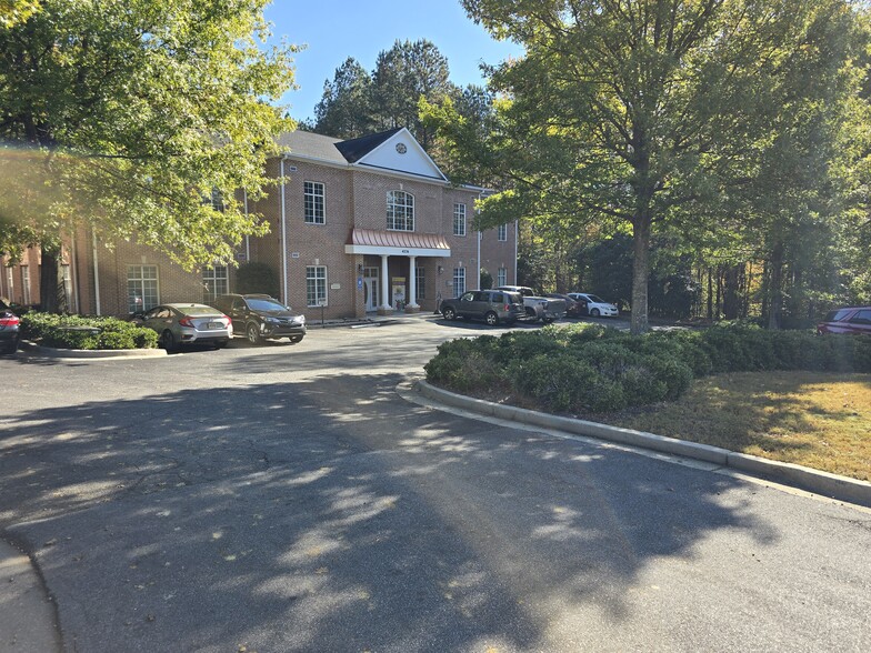 More Photos Of 4574 Lawrenceville Hwy NW, Lilburn Medical For Sale