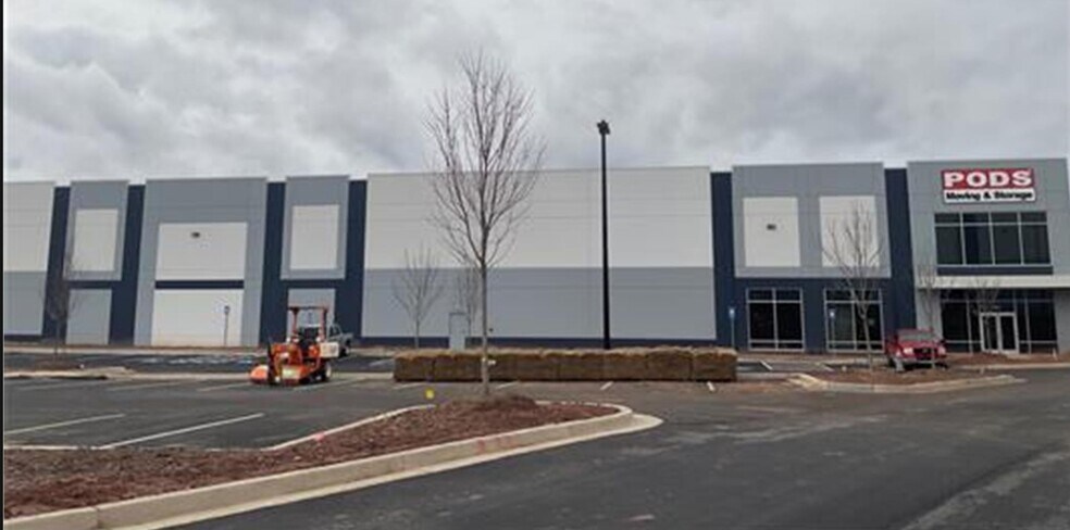 Primary Photo Of 3825 Kennesaw 75, Kennesaw Unknown For Lease