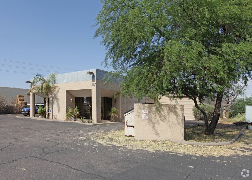 More Photos Of 113-117 S Rockford Dr, Tempe Light Manufacturing For Lease