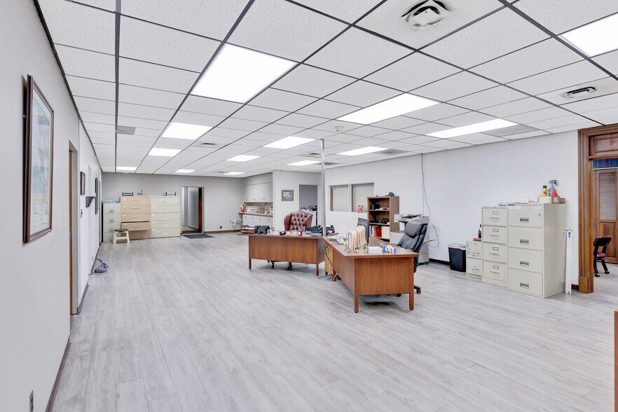 More Photos Of 2555 Cannon Ave, Chattanooga Manufacturing For Lease