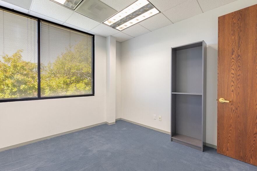 More Photos Of 333 Sunset Ave, Suisun City Medical For Lease