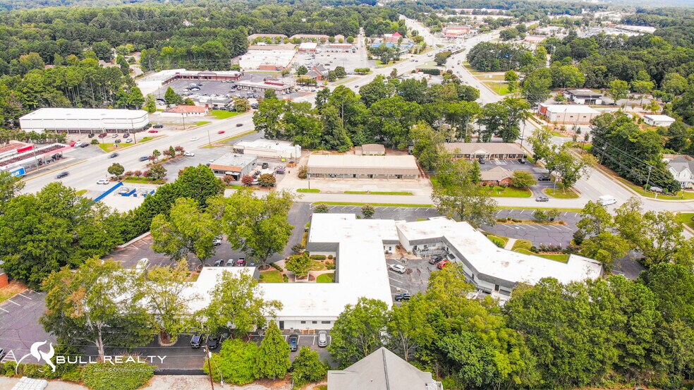 More Photos Of 98-128 N Park Dr, Fayetteville Medical For Lease