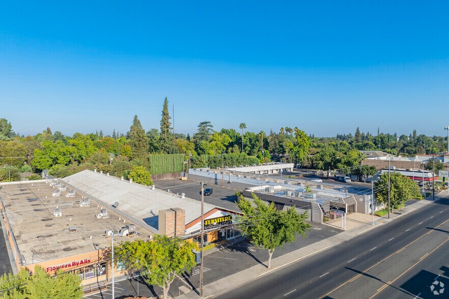 More Photos Of 1021 McHenry Ave, Modesto General Retail For Sale