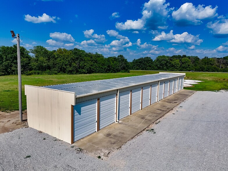 More Photos Of 1600 Park Lane Dr, Trenton Industrial For Sale