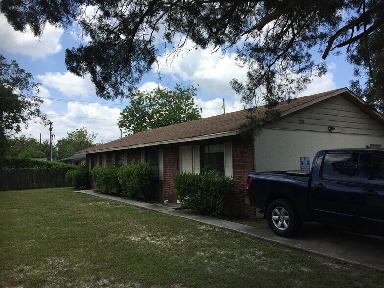 More Photos Of 911 E 108th Ave, Tampa Apartments For Sale