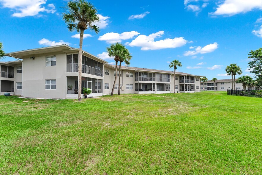 More Photos Of 1525 S Fiske Blvd, Rockledge Apartments For Sale