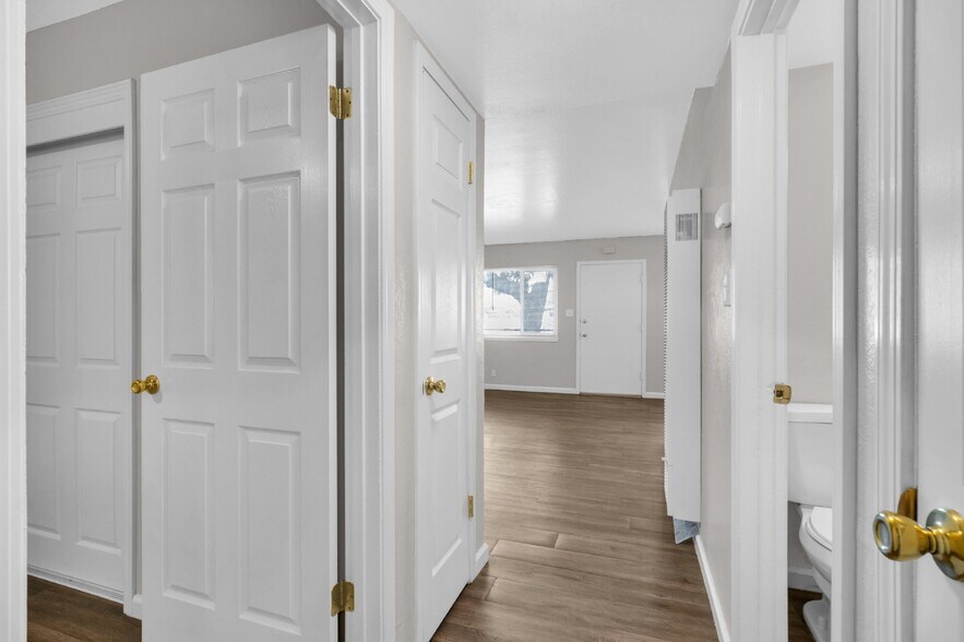 More Photos Of 2244 12th Ave, Oakland Apartments For Sale