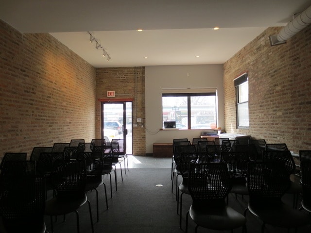 More Photos Of 1434 W Montrose Ave, Chicago Storefront For Sale