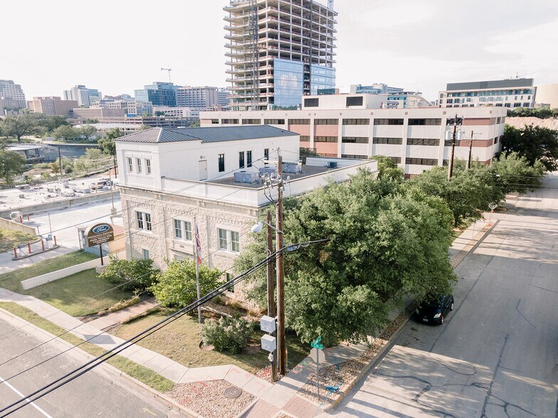 Primary Photo Of 614 E 12th St, Austin Office For Sale