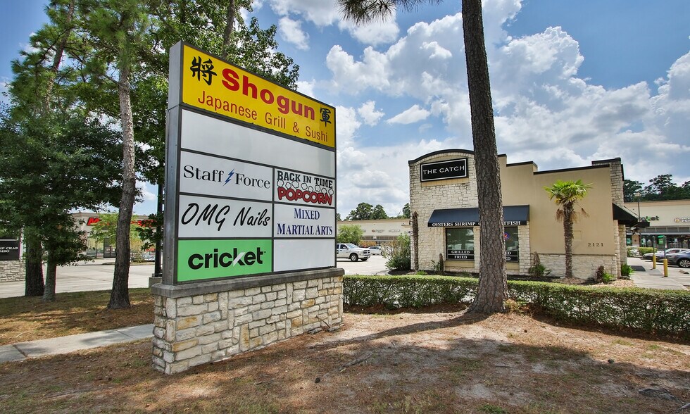 More Photos Of 2105-2129 W Davis St, Conroe Unknown For Lease
