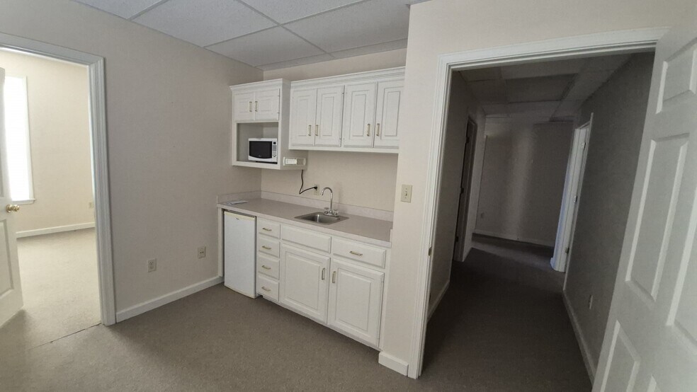 More Photos Of 310 Clay St, Arkadelphia Office For Sale