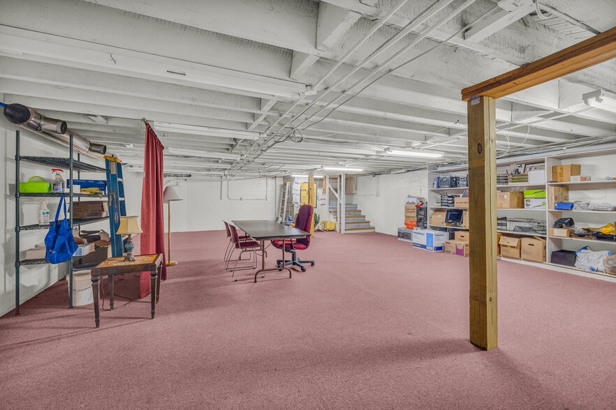 More Photos Of 62 Doyle St, Toccoa Storefront Retail Office For Sale