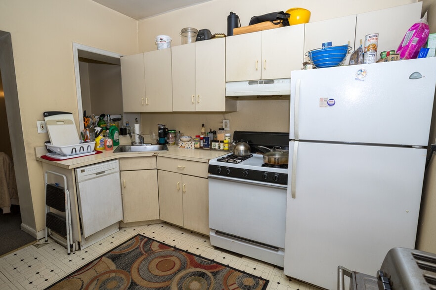 More Photos Of 381 Bloomfield Ave, Montclair Storefront Retail Residential For Sale
