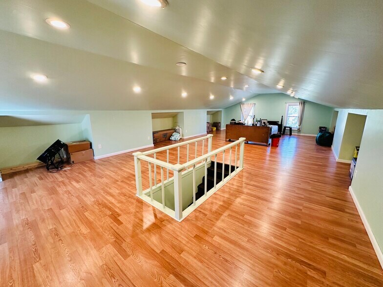 More Photos Of 20-22 Lafayette St, Norwich Storefront Retail Residential For Sale