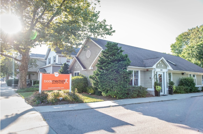 Primary Photo Of 163 Main St, South Kingstown Medical For Sale
