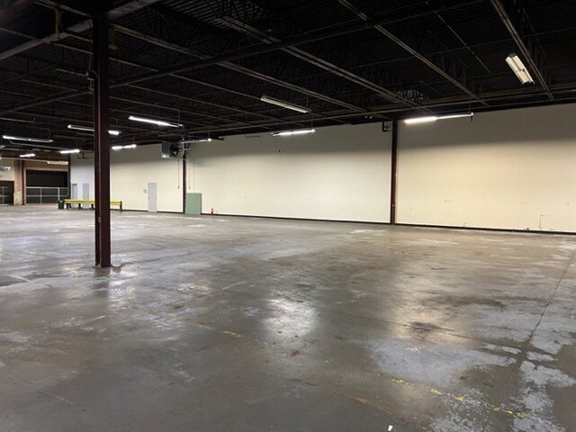 More Photos Of 55 Lathrop Road Ext, Plainfield Manufacturing For Lease