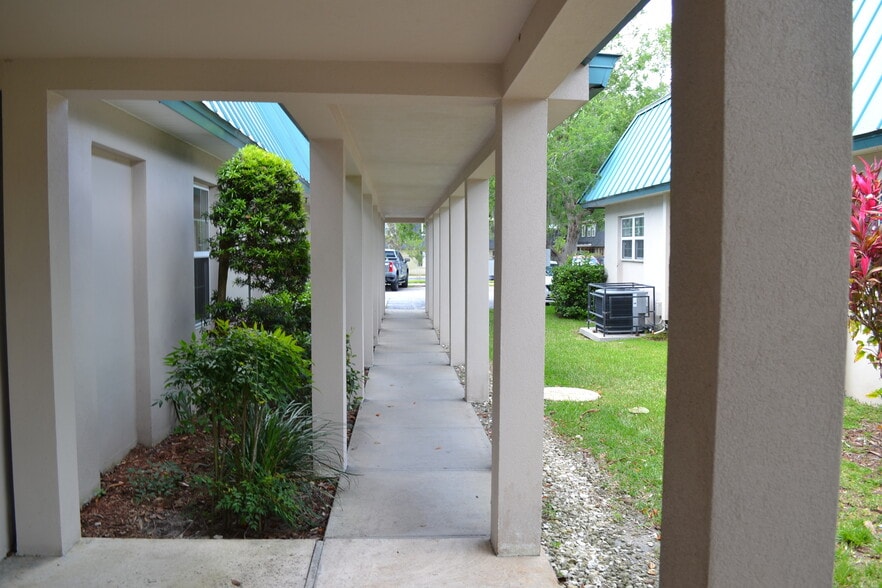 More Photos Of 400 Avenue K SE, Winter Haven Medical For Lease
