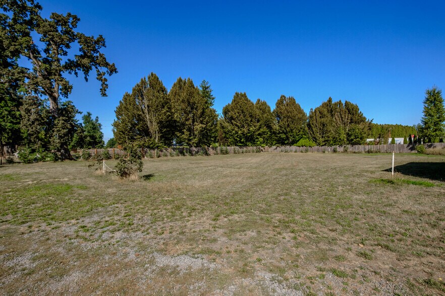 More Photos Of 995 Belle Passi Rd, Woodburn Land For Sale