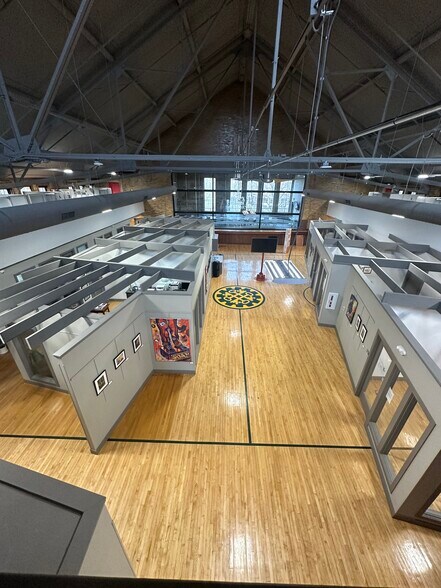 More Photos Of 215 N Water St, Owosso Office For Lease