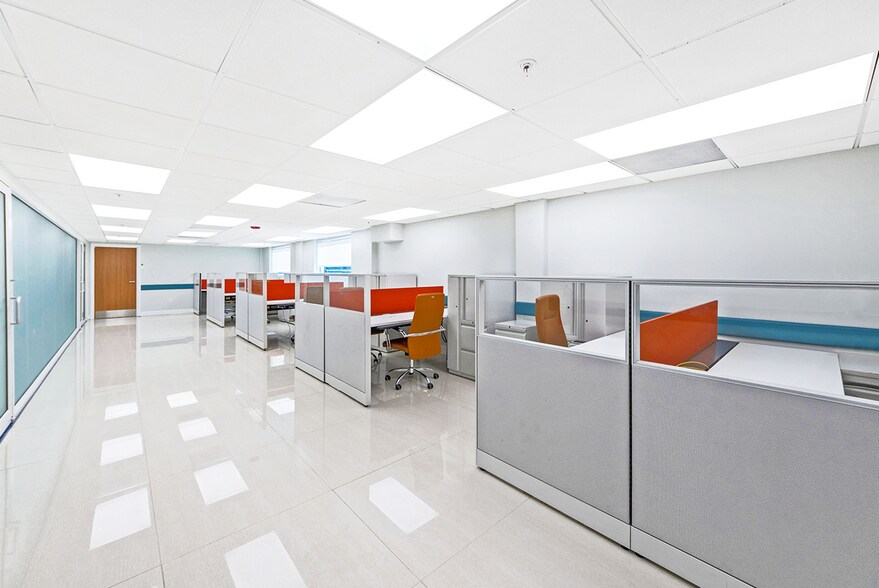 More Photos Of 1330 S Missouri Ave, Clearwater Medical For Sale