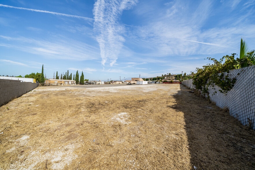 More Photos Of 6331 Pedley Rd, Riverside Contractor Storage Yard For Sale