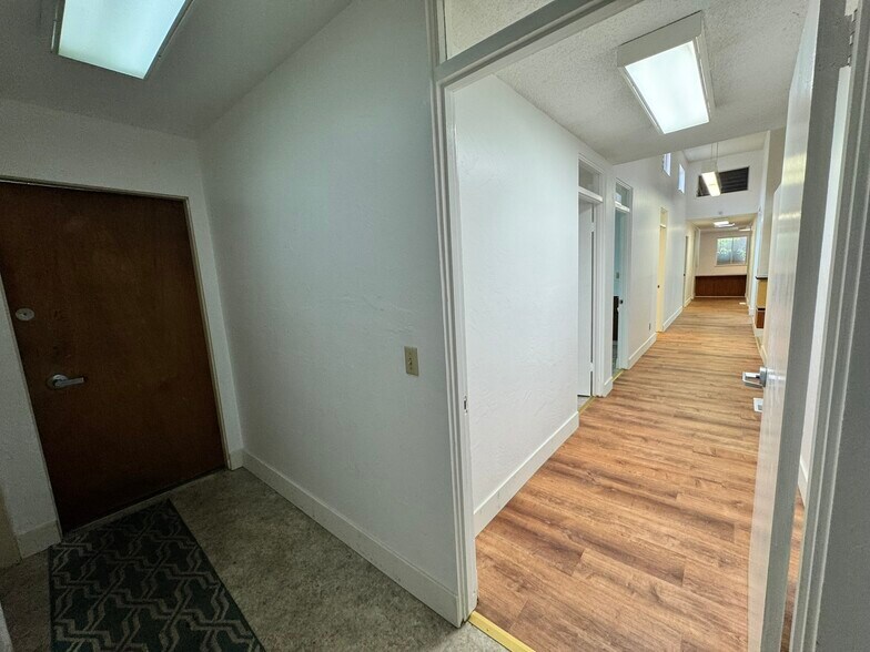 More Photos Of 13350 Big Basin Way, Boulder Creek Medical For Lease