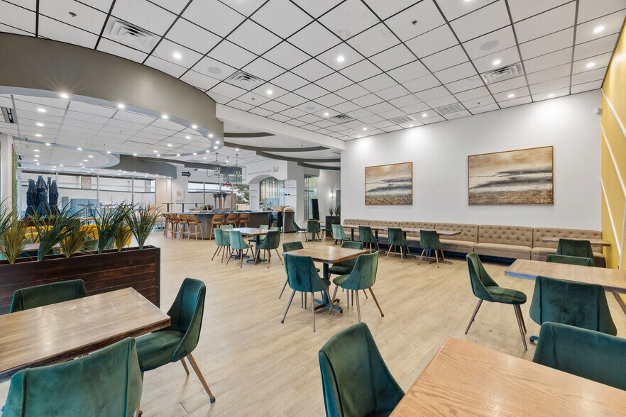 More Photos Of 800 University Dr E, College Station Unknown For Lease