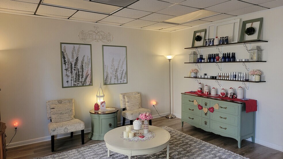 More Photos Of 2301 Park Ave, Orange Park Office For Sale