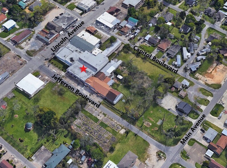 More Photos Of 6100 Jefferson Blvd, Groves Department Store For Sale