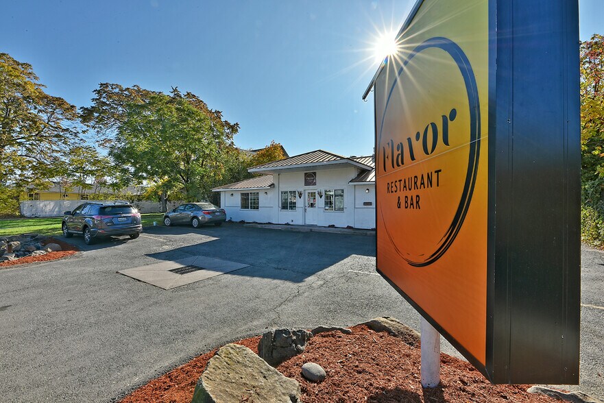 More Photos Of 1213 W Main St, Medford Restaurant For Sale