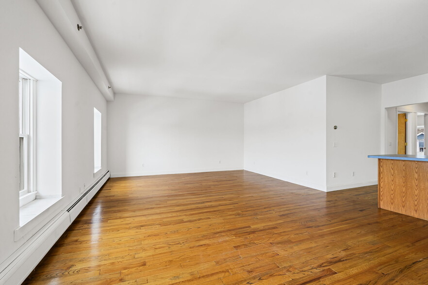 More Photos Of 98 S Main St, Castleton On Hudson Multifamily For Sale