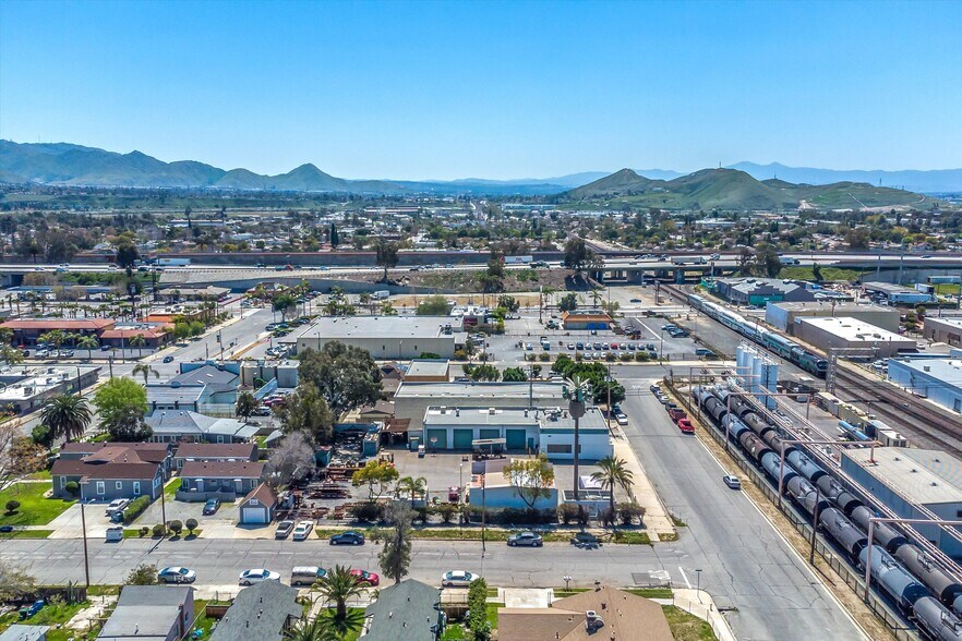 More Photos Of 358 N 6th St, Colton Warehouse For Sale