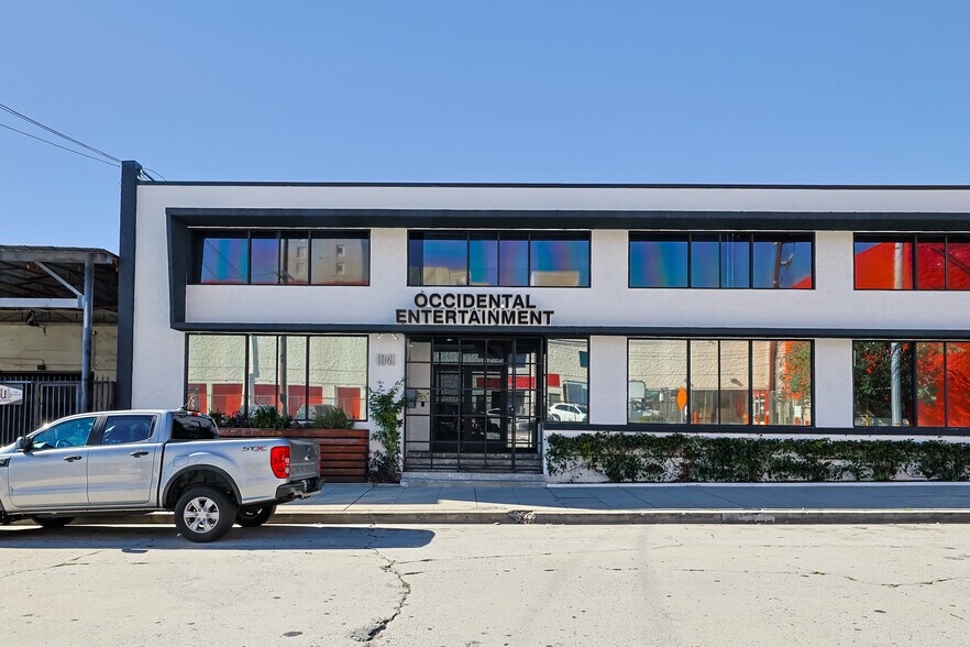 More Photos Of 1041 N Mansfield Ave, Los Angeles Light Distribution For Sale