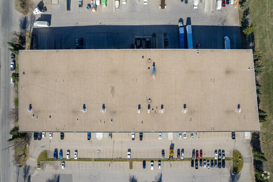 More Photos Of 2634 45th Ave SE, Calgary Warehouse For Lease