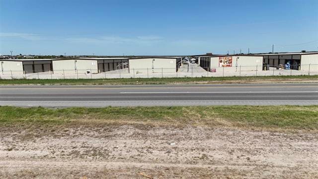 More Photos Of 102 Camino Nuevo, Laredo Warehouse For Sale