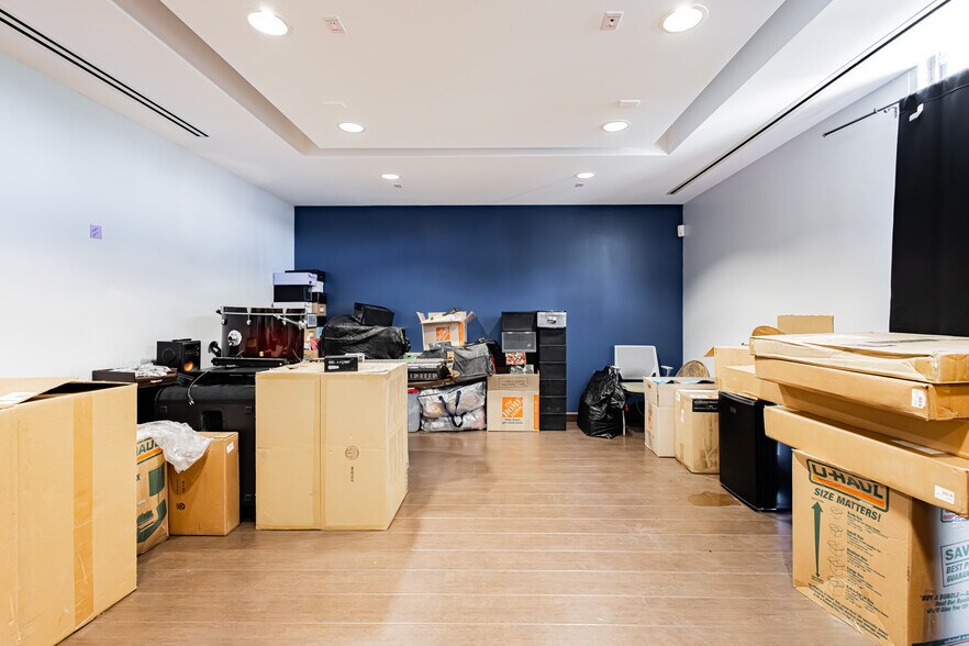 More Photos Of 714 S 4th St, Las Vegas Medical For Sale